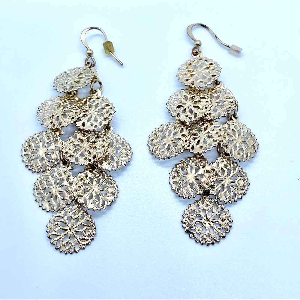 Gold Dangle Earrings 🔥 3 for $20